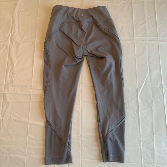 π€ Womenβs Grey Mesh Leggings by Yogalicious - Size Small π€ - Picture 5 of 9